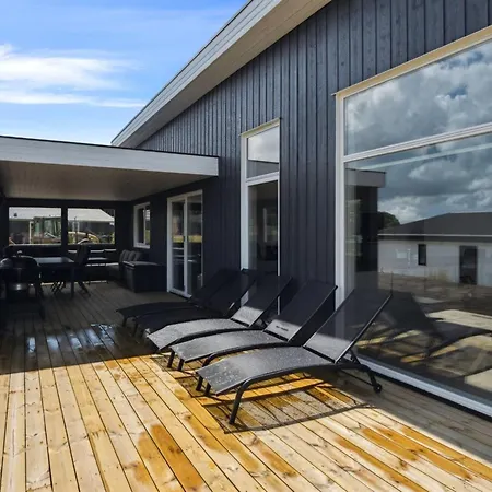 Alka - 500m From The Sea By Interhome Sjolund